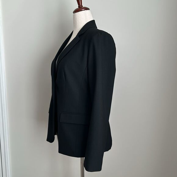 Ann Taylor Women’s Single-breasted Black 2 Buttons Blazer Office Size 8 EUC - Picture 5 of 12